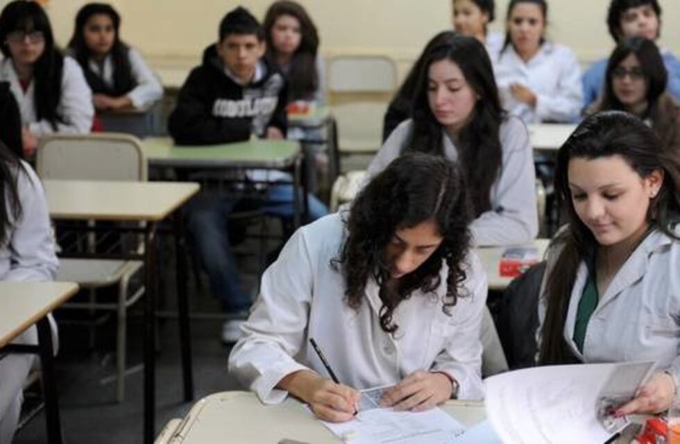 5.000 adolescentes volvieron a la escuela en los último tres años