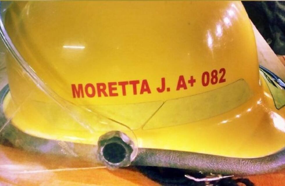 Johana Moretta, la mujer bombero reconocida por la Comuna de Estancia Vieja