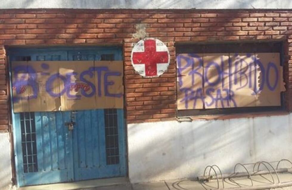 Vecinos de barrio Oeste luchan por mantener el dispensario