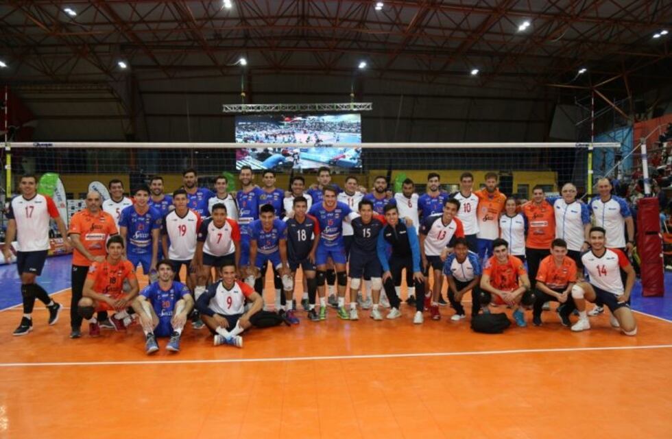 Monteros Vóley sumó su primera victoria en el Súper 4 Internacional