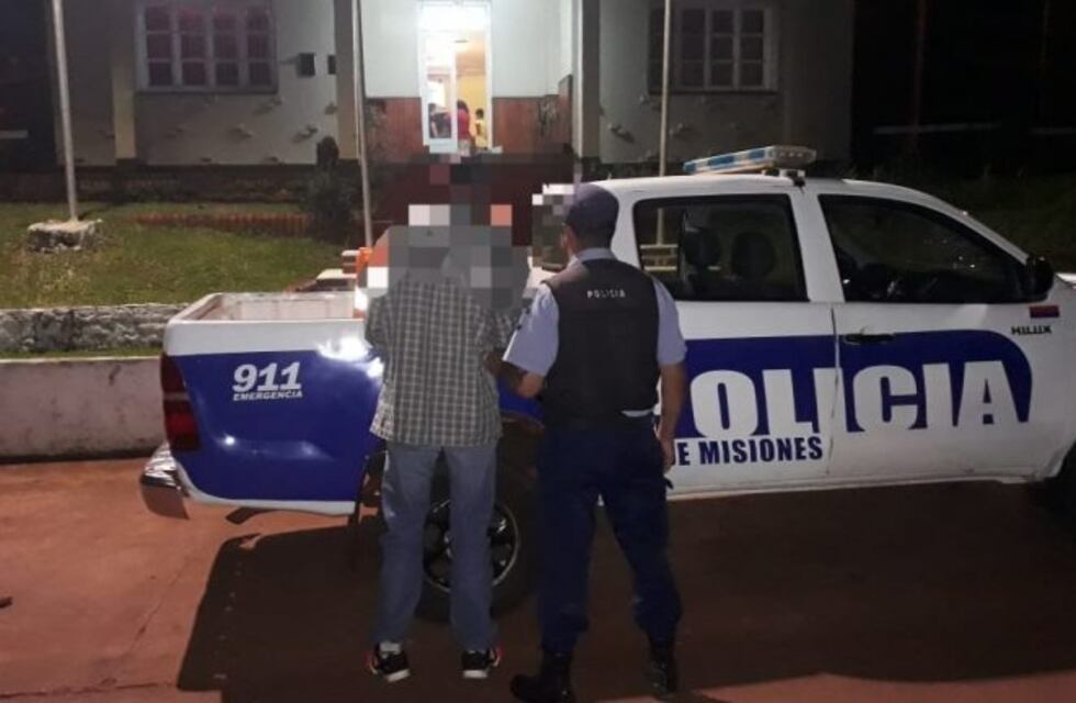 A punta de escopeta y cuchillo, amenazó a su esposa e hijos en Campo Ramón