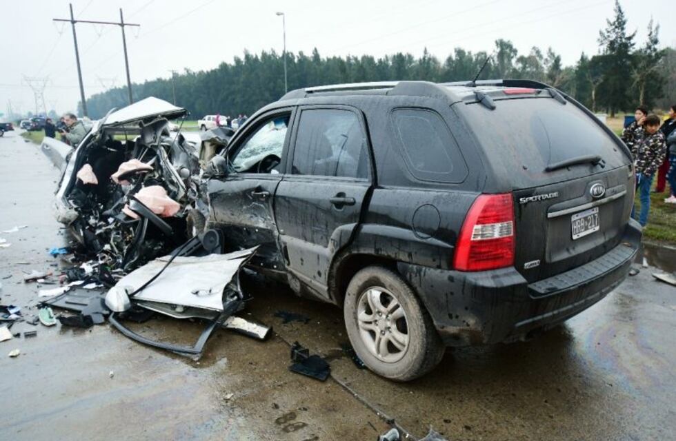 El conductor que sobrevivió al choque múltiple del domingo creyó que su hijita había muerto
