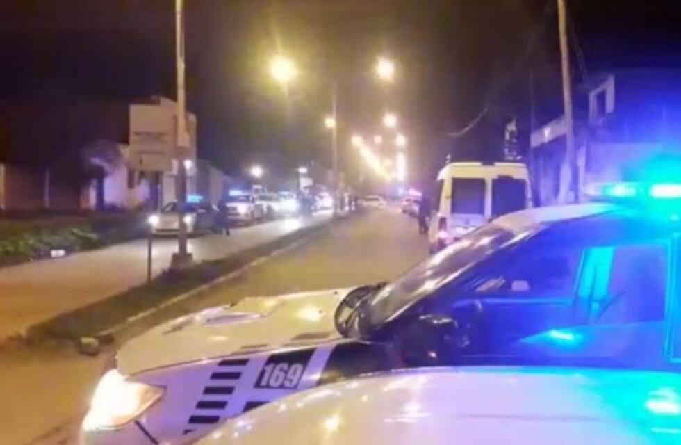 Vecinos lincharon a un presunto abusador y protagonizaron serios incidentes con la Policía
