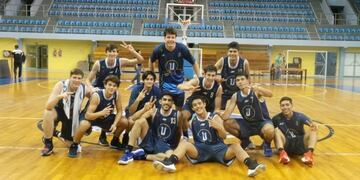 Los chicos de La unión lograron vencer al duro Atenas, luego de un gran primer cuarto donde sacó diferencias y después lo cuidó\u002E