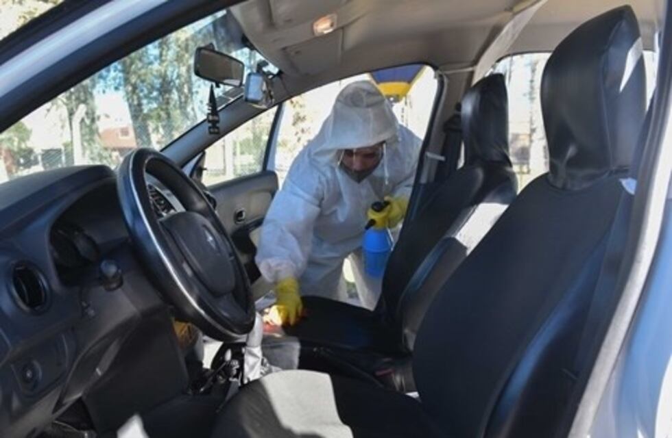 Bahía Blanca instaló puestos de sanitización para taxis y remises