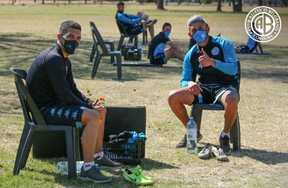 El plantel de Belgrano llegó a Rosario en tiempo y forma, más allá de los rumores