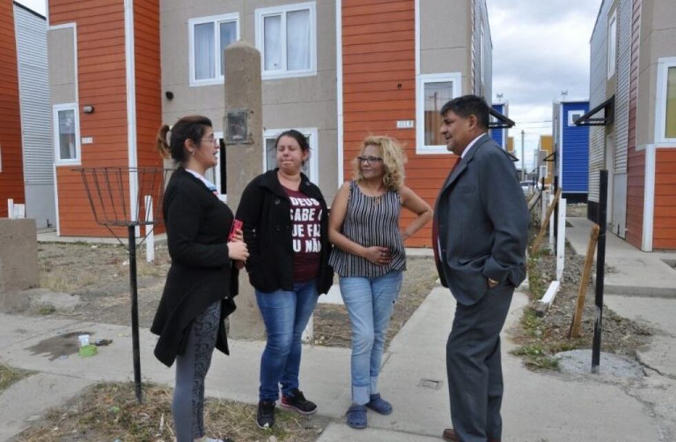 Arcando se reunió con vecinos de Río Grande y se interiorizó sobre sus inquietudes