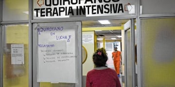 Terapia intensiva del hospital Castro Rendón\u002E (Fotografía: Gentileza Florencia Salto)