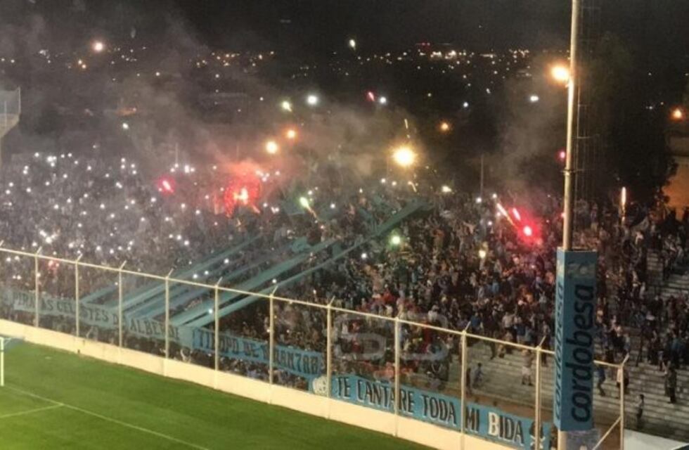 Apoyo Gigante para el plantel de Belgrano