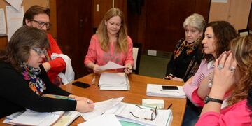 Mesa paritaria con Atech