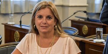 Claudia Gieco\u002E Senadora por el Departamento Diamante