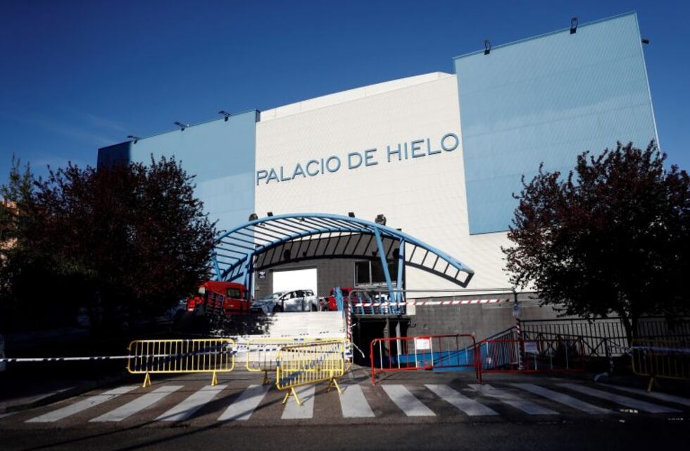 Coronavirus en España: improvisarán una morgue en una pista de hielo madrileña