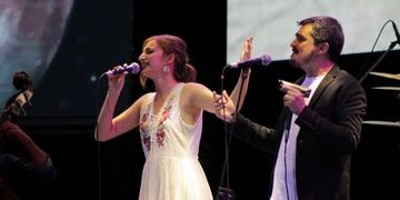 Victoria Birchner y Franco Luciani, en la cuarta luna del Festival Nacional de Folklore de Cosquín (web)