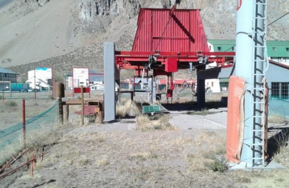 El centro de esquí Penitentes, en triste estado de abandono