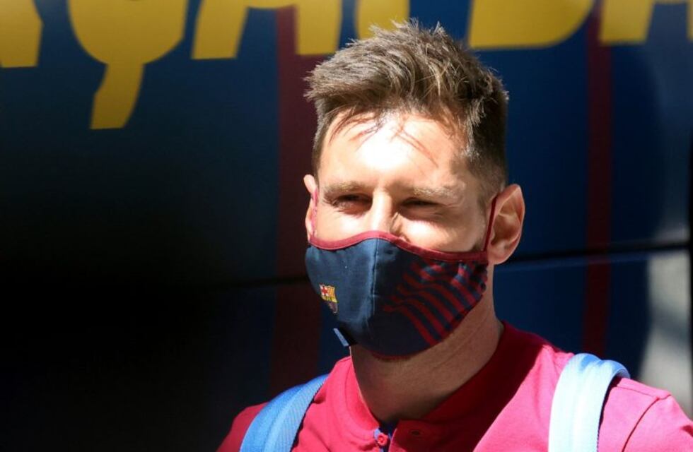Lionel Messi anunció que sigue en Barcelona: "Jamás iría a juicio contra el club de mi vida"