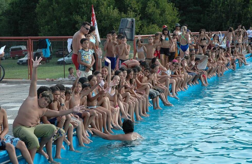 Veranón en las piletas municipales: un 34% más de bañistas