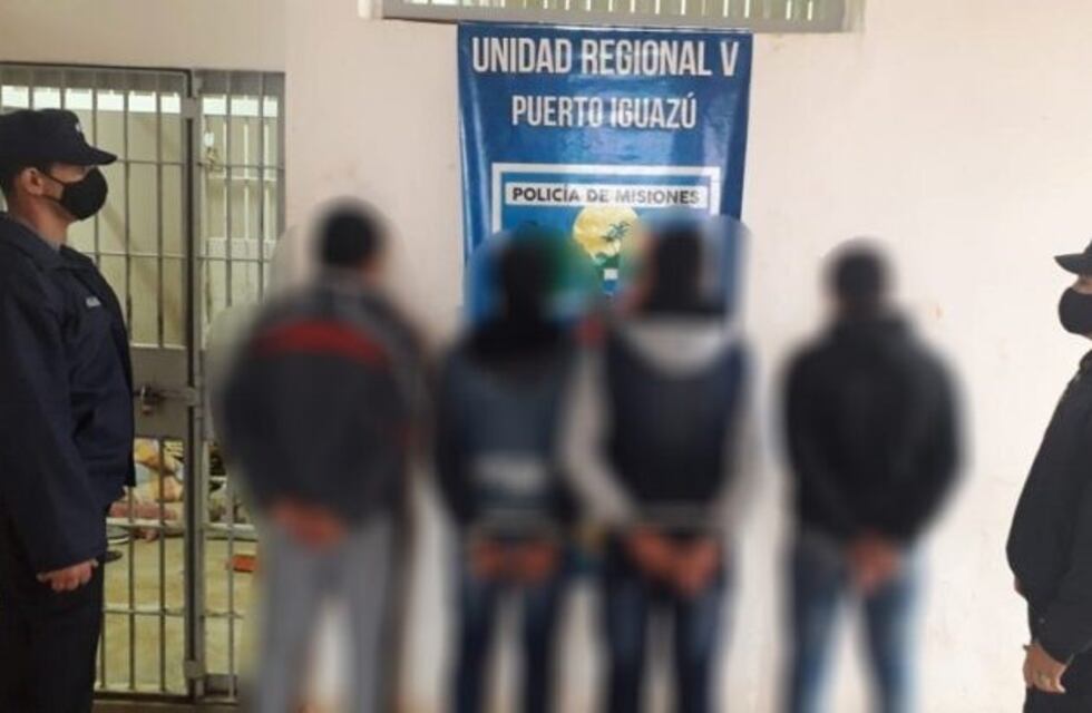 Capturaron a cuatro jóvenes acusados de intimidar a una familia y causar destrozos en su domicilio