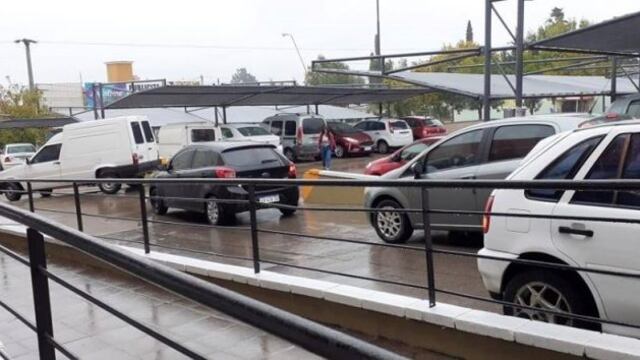 El hecho ocurrió en la playa de estacionamiento del supermercado Makro.