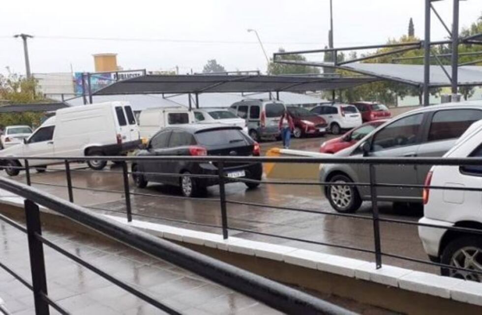 Robo millonario en Córdoba: le sacaron dos mochilas del auto con una exorbitante suma de dinero