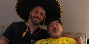 Maradona junto a su abogado en su cumpleaños número 58 (Web)