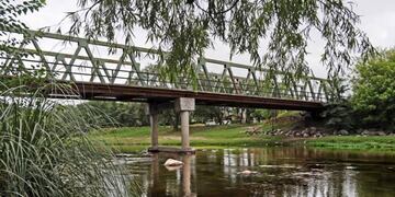 La joven fue encontrada en cercanías del Puente Eva Perón de Santa Rosa de Calamuchta\u002E
