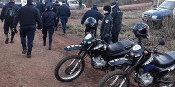 Continúa la búsqueda de los hombres que atacaron a tiros la Unidad Penal II de Oberá\u002E (Foto: El Territorio)