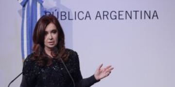 BUENOS AIRES 03/09/2012, LA PRESIDENTA, CRISITNA FERNANDEZ, DURANTE ACTO DEL DIA DE LA INDUSTRIA ESTA NOCHE EN TECNOPOLIS. FOTO:DYN/ALBERTO RAGGIO. buenos aires cristina fernandez actividad presidencial presidenta discurso celebracion dia de la industria