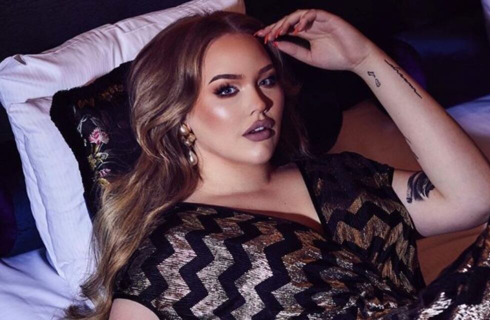 La youtuber "NikkieTutorials" contó que es transgénero con un emotivo video