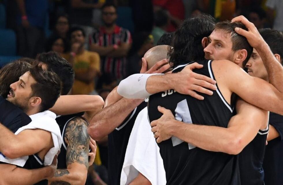 Andrés Nocioni catalogó a Luis Scola como "el mejor deportista argentino de todos los tiempos" y reabrió el debate