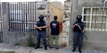 Cayó el líder de una banda acusada de usurpar viviendas y ordenar balaceras\u002E