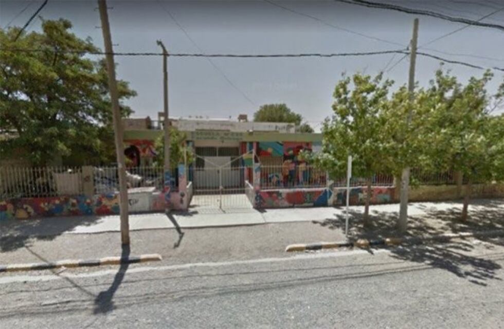 Una madre denunció bullying contra su hija: "Casi la matan en el baño de la escuela"