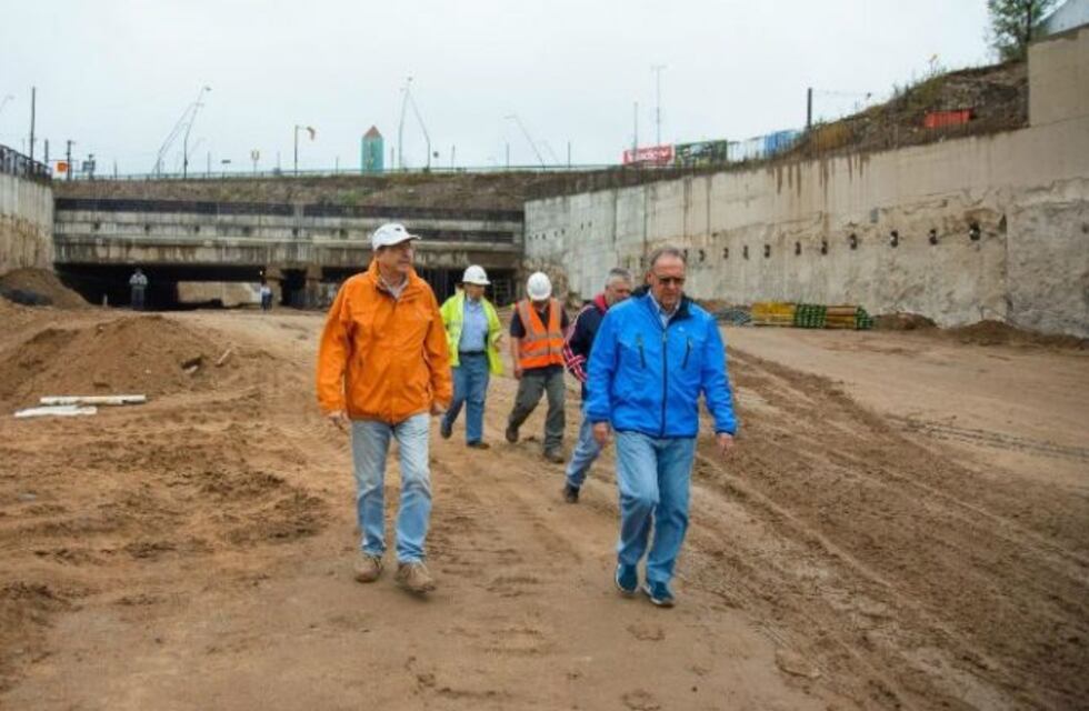 Schiaretti supervisó las obras del cierre del anillo de Circunvalación