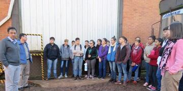 Alumnos de la EPET 24 en la yerbatera icónica de Andresito\u002E (Telenorte)