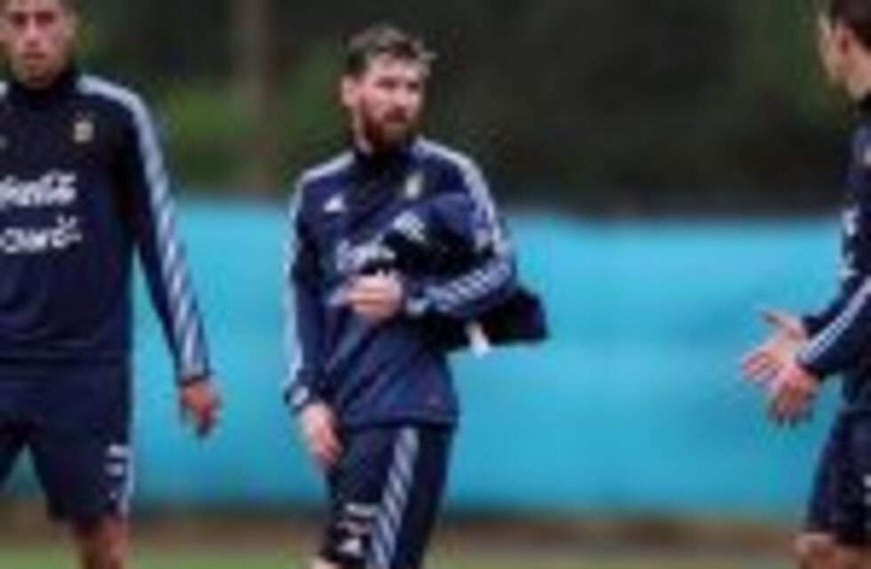 Mercado, Banega y Pratto se perfilan como titulares para recibir a Colombia