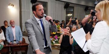 Asumió Luciano Di Nápoli como intendente de Santa Rosa (La Reforma)