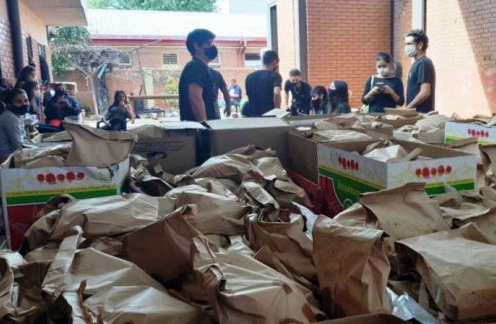 La Indu Solidaria repartió más de 4200 docenas de empanadas en barrios vulnerables