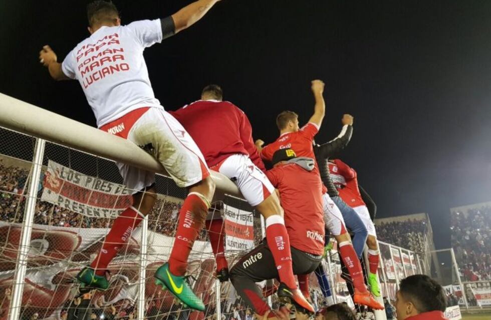 La fiesta del campeón: Deportivo Morón se coronó ante Platense y ascendió a la B Nacional