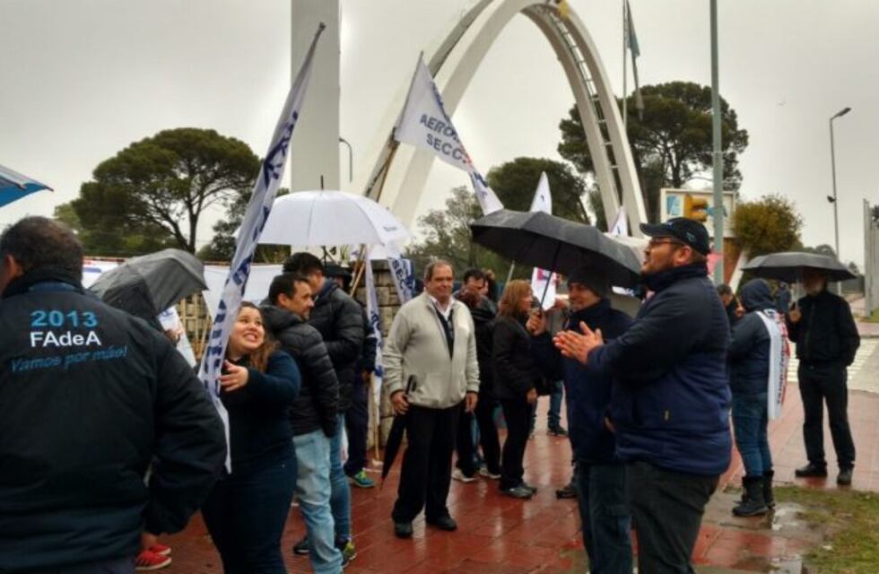 Empleados de Fadea protestaron por despidos