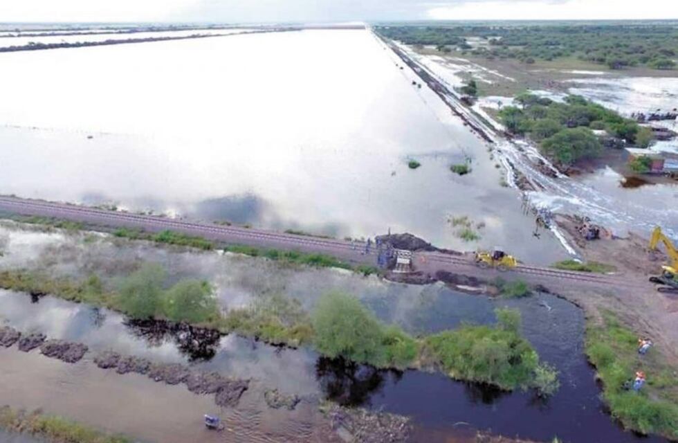 Productores amenazan con cortar la ruta 89 por las inundaciones