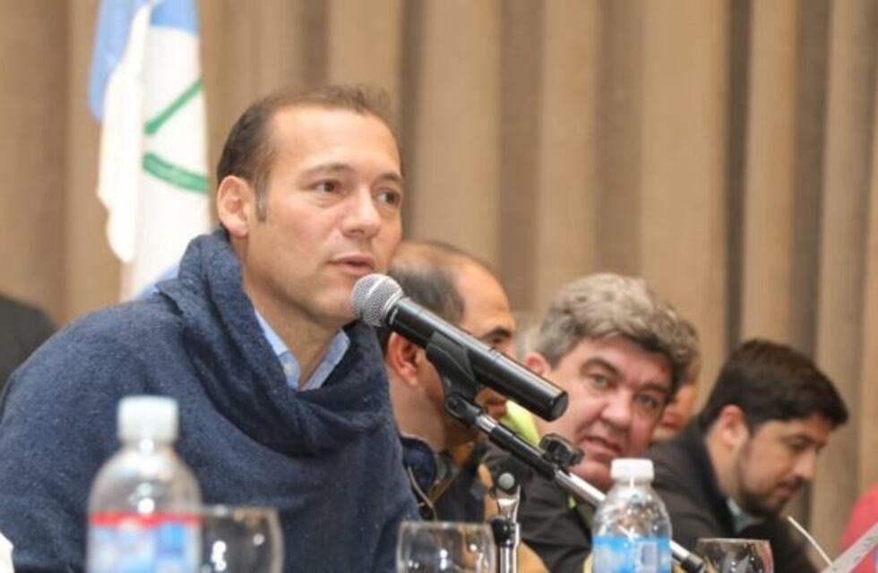 "Nadie esperaba que la diferencia fuera tan amplia", afirmó Gutiérrez, gobernador de Neuquén