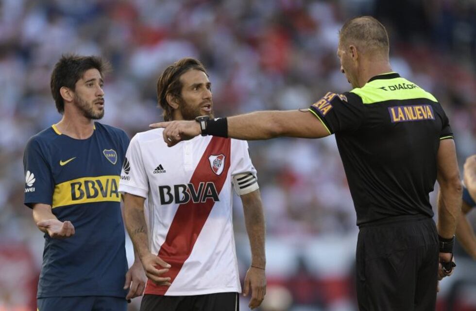 El pedido de Pablo Pérez a Leo Ponzio en el sorteo de la superfinal