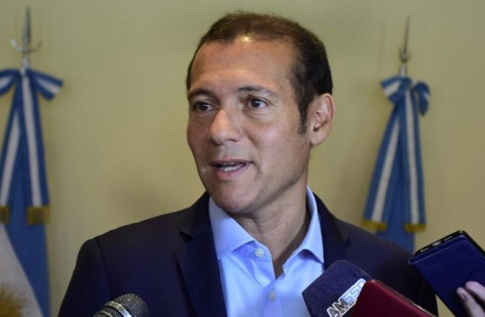 El gobierno de Neuquén anunció que descontará los días de paro a los docentes