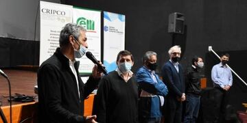 El intendente Fernández acompañó la presentación\u002E