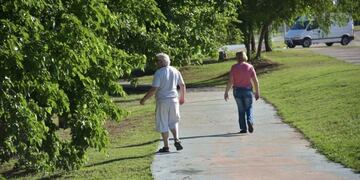 Para este domingo, caminatas con cielo despejado y una temperatura que llegará a los 23 grados\u002E