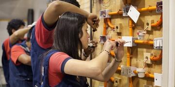 15 de noviembre, Día de la Educación Técnica\u002E