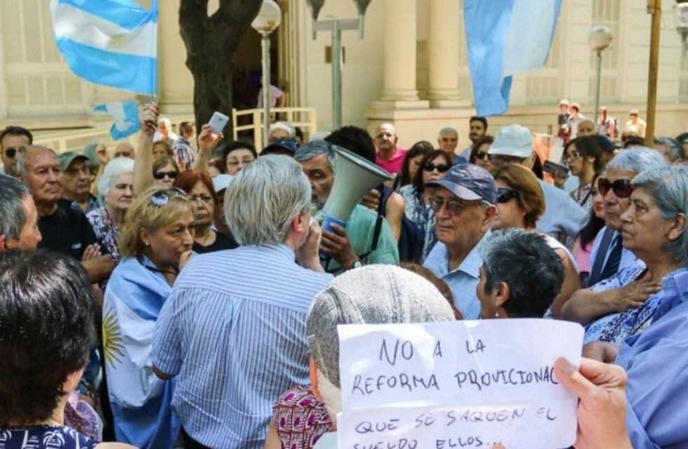 Reforma previsional: los jubilados mendocinos pedirán un referéndum