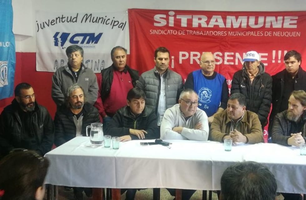 Neuquén: municipales denunciarán al intendente Quiroga por precarización laboral