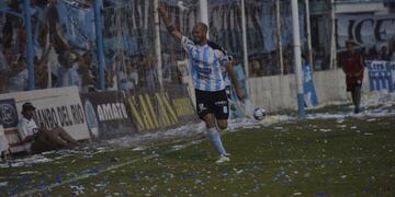 Racing ganó en la ida por 1 a 0 con gol de Rezzonico\u002E