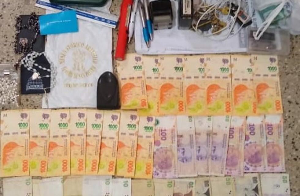 Colonia Caroya: le robaron al intendente de Cañada de Luque mientras comía