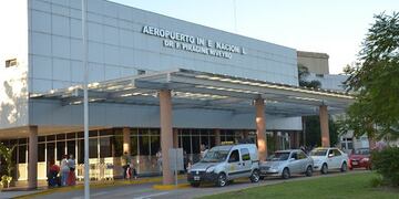 Un trabajador del aeropuerto dio positivo de coronavirus\u002E